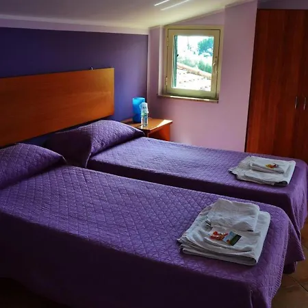 Vendégház In Bb - Rosa - Bb S Elia